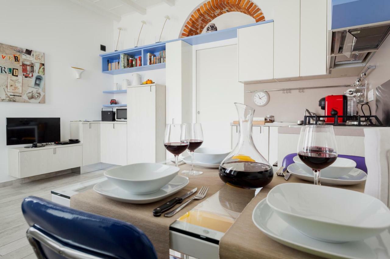 Charming Apartment On The Darsena Navigli - Pulizia Eccezionale Милано Екстериор снимка